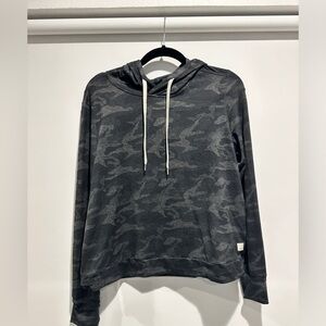 Vuori Halo Essential Hoodie
